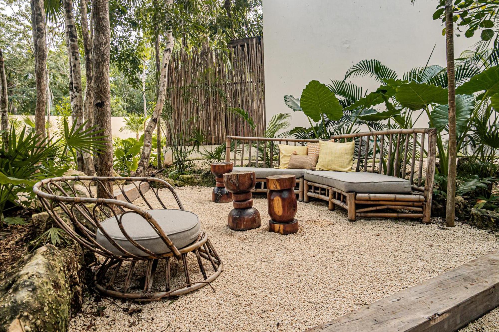 Downtown Delight -roof With Pool & Bbq & Jungle Gym Apartment *